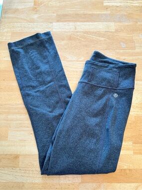 Lululemon leggings size 4